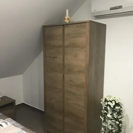 Casa de hóspedes Győri 3*