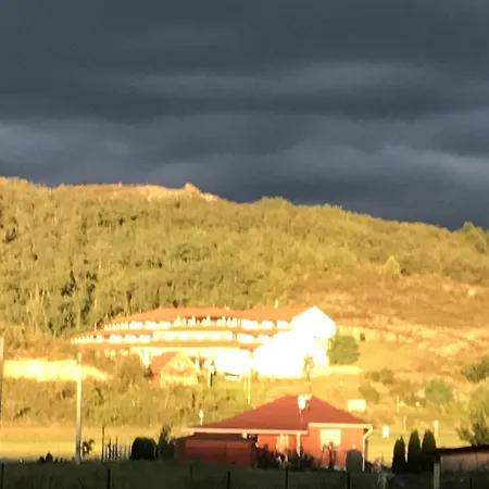 Gyori Vendeghaz 2* Demjén